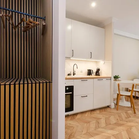 Apartament Sky Home-sun -manufaktura, Bezpłatny Parking, Dostęp Na Kod *